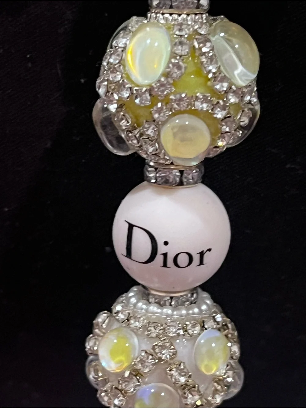Designer inspired yellow floral daisy and bow decor monogram focal fancy pen